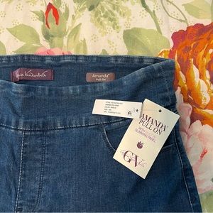 NWT Gloria Vanderbilt sz 18 short Pull On jeans with Built In Slimming Panel